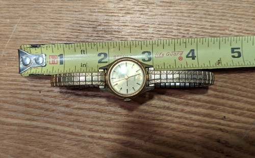 Vintage timex cell quartz - n,
