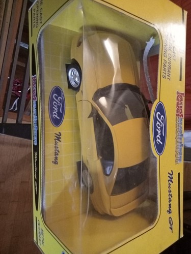 Jouet évolution mustang ford - Évolution,