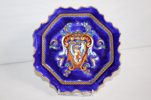 Assiette décorative - , en