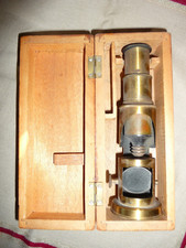 Microscope Scolaire Etude, Ancien dans un Ecrin de Bois, 1950 Vintage,  Déco.