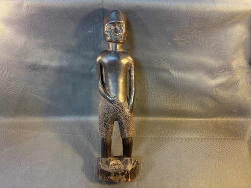Ancienne statue africaine - , en