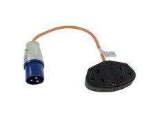 Prise d'alimentation double traînée Maypole UK 230V