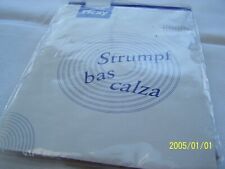 Ancienne paire de bas vintage en nylon. Marque Strumpft/Calza . Réf n°10