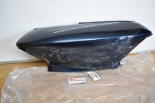 Flanc de selle droit bleu