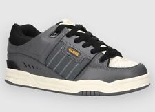 Globe Fusion taille 42.5 (us 9.5) gris/blanc/noir lead/antique skate shoes 