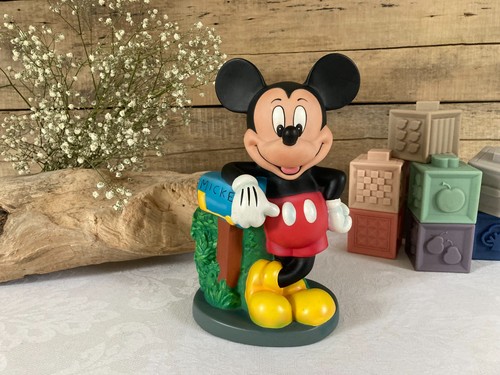 126 tirelire figurine - 126,