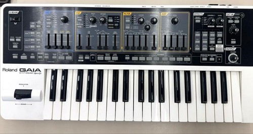 Clavier synthétiseur roland - clavier,