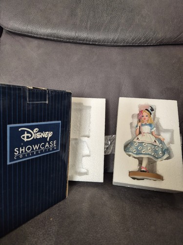 Disney showcase collection - disney,