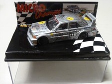 MINICHAMPS 1/64 Mercedes 190 E