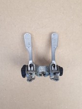 Leviers & manettes de vitesse