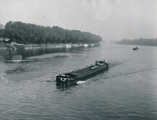 Saint cloud 1947 péniches - c.1947,