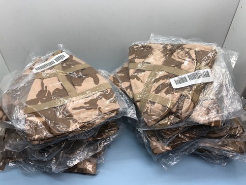 Neuf authentique armée - neuf,