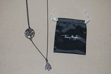 RARE VINTAGE WOMENS THIERRY MUGLER INDIAN FEATHER NECKLACE ANGEL ALIEN