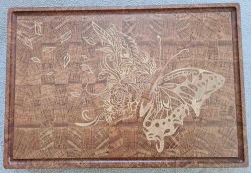 Planche découper bois avec - à,