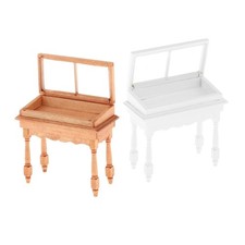 Armoire de maison de poupée