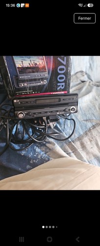 Autoradio ecran retractable - ecran,