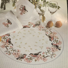 Vtg Rare Zweigart Needlework Pattern Book + 31 1/2" Sq. RONDO Tablecloth Fabric