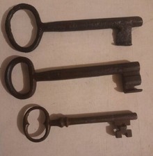 Antique keys locks 16 cm keys 