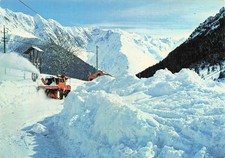 38 ALPE DU GRAND SERRE FRAISE A NEIGE EN ACTION