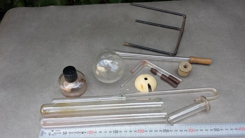 Lot anciens accessoires - lot, d'anciens