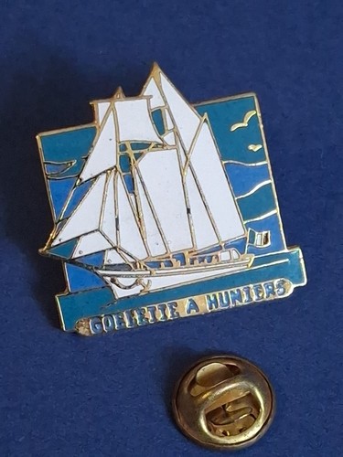 Pin émaillé bateau - Émaillé,
