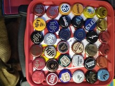 LOT 36 CAPSULE DE BIERRE /