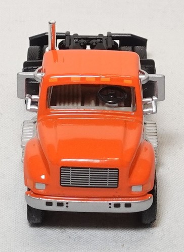 Tracteur orange sans remorque - tracteur,