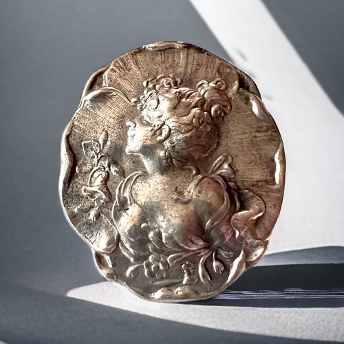 Art nouveau pewter - nouveau, lady