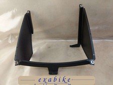 element plastique pour BMW