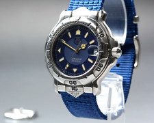 *Presque comme neuve* montre