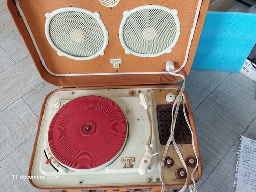 Tourne disque vintage - à, tubes