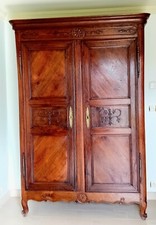 Très belle armoire de mariage