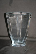Vase en cristal transparent