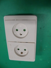 1 prise  double PALACE  2