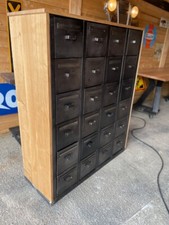 Meuble d'atelier 24 tiroirs