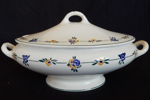 Soupière ovale en - ovale, (ancienne)