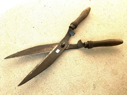 Old tool outil - old,
