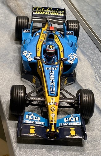 Universal hobbies renault - universal,