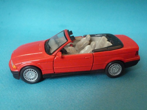 Identifier bmw 325i - a, 1/43