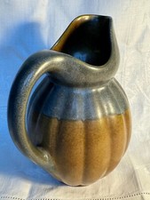 Pichet bicolore en grès