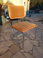 Chaise Bauhaus Marcel Breuer type Cesca, très bon état, velours couleur fauve.