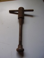 OUTILLAGE DE GARAGE ANCIEN  WANODA WILMONDA FACOM OU AUTRE