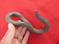 ancien crochet en fer forgé