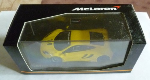 Minichamps mclaren 12c gt3 - mclaren,