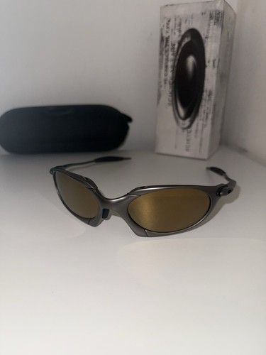 Rare oakley sunglasses - oakley, romeo