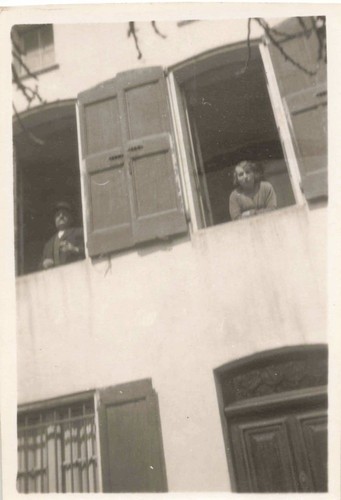 Old photograph duo curious - duo, of