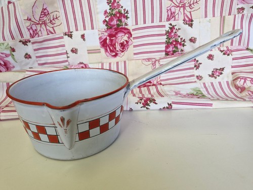 Casserole ancienne emaillee - casserole,