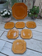 1 plat + 6 assiettes desserts