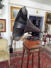 Gramophone Monarque Cie