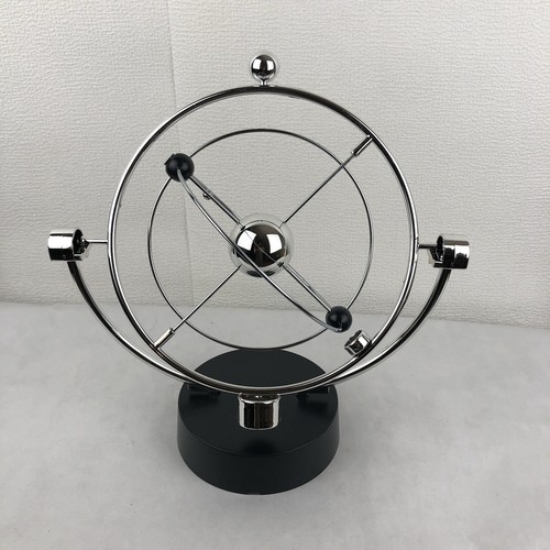 Pendule planétaire cinétique